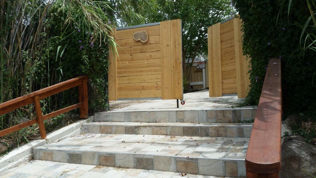 Naftali Albilia Kiryat Shemona Exterior foto
